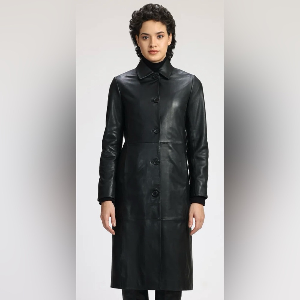Danier Classic Black Leather Jacket